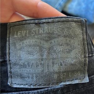 Mens black Levi jeans 511 32x34